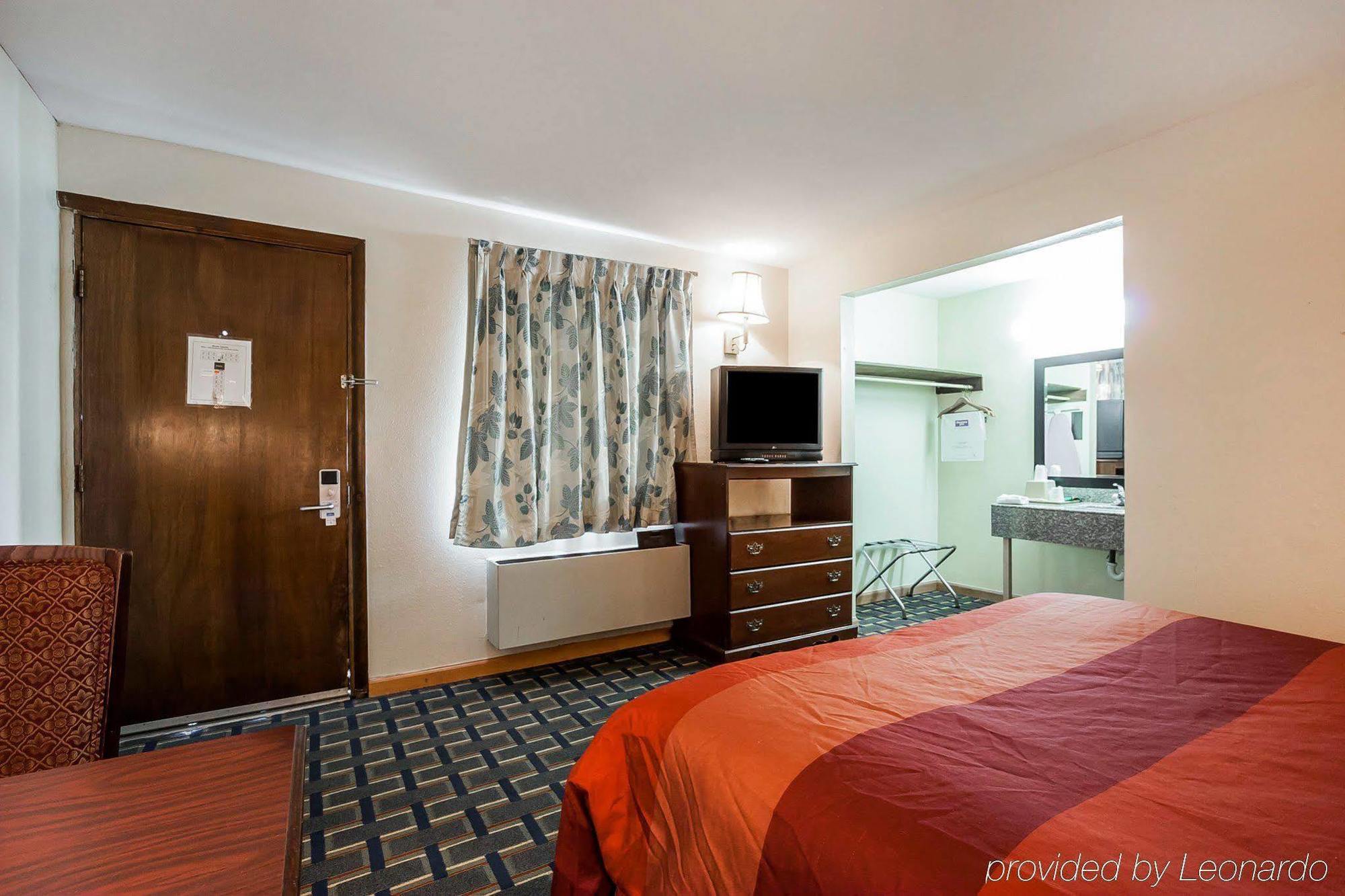 Villa Inn 2*